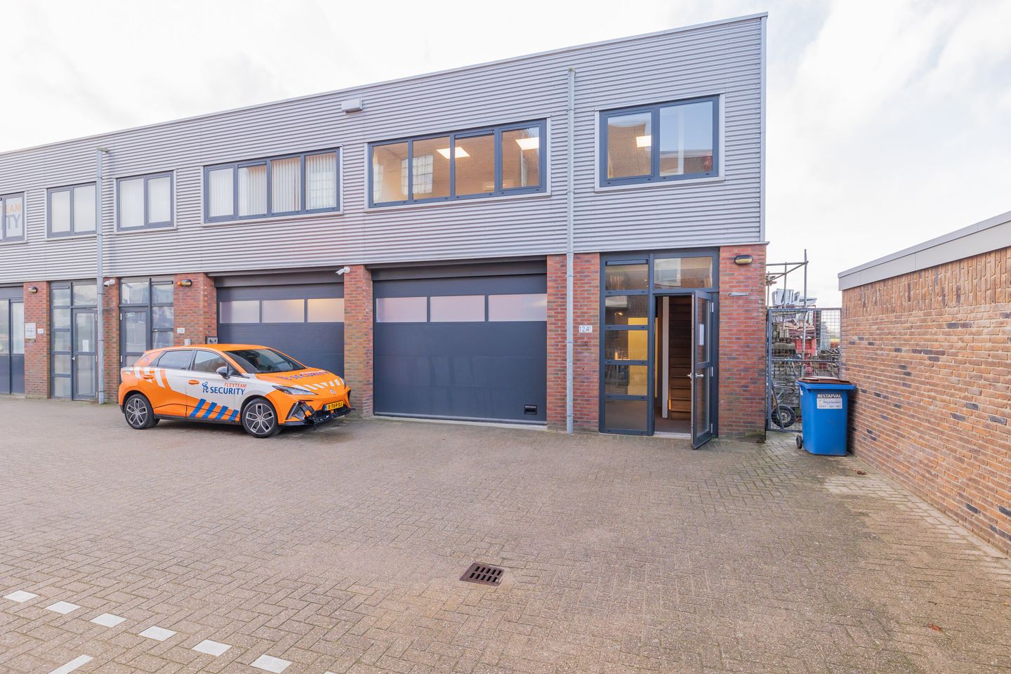 Bekijk foto 2 van Leidsestraat 124-D
