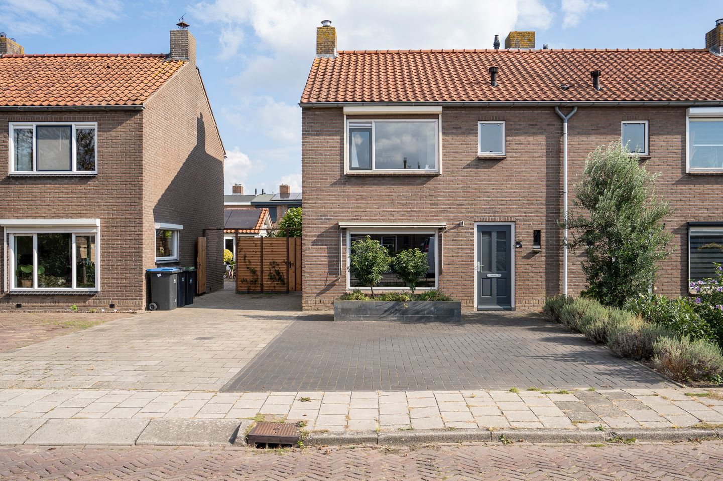 Foto 5 van Meidoornlaan 5