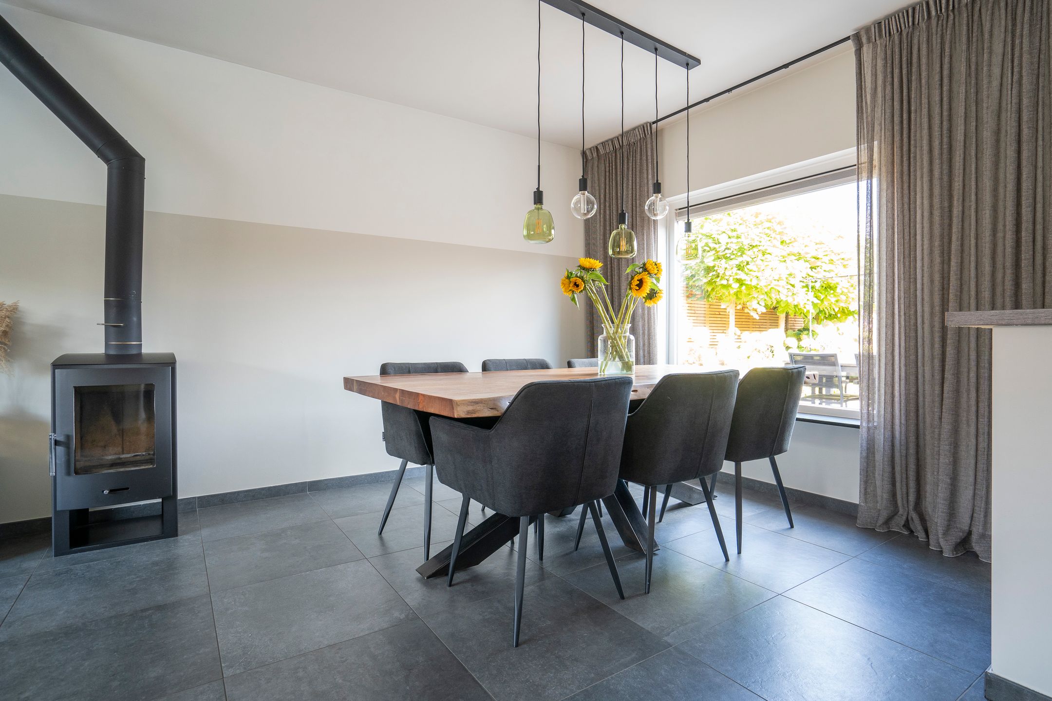 Foto 12 van Meidoornlaan 5