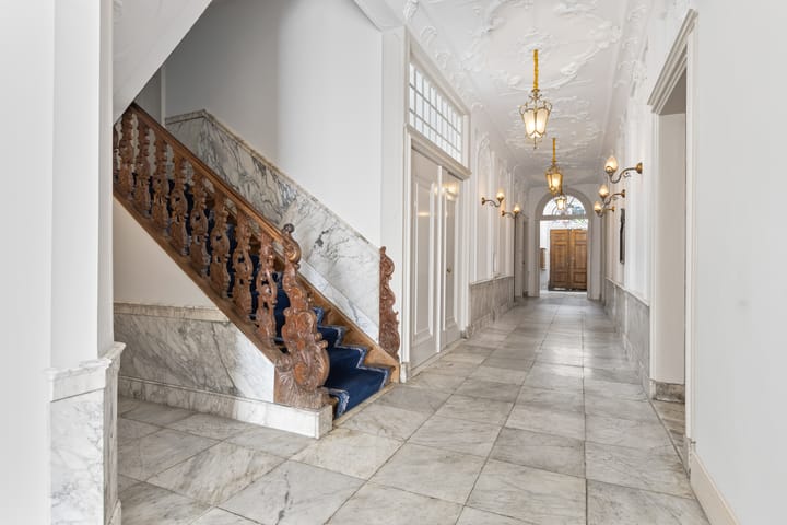 Photo 2 of Nieuwegracht 19-D