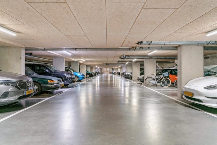 Foto 30 van Borneostraat 4-X