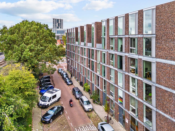 Foto 33 van Borneostraat 4-X