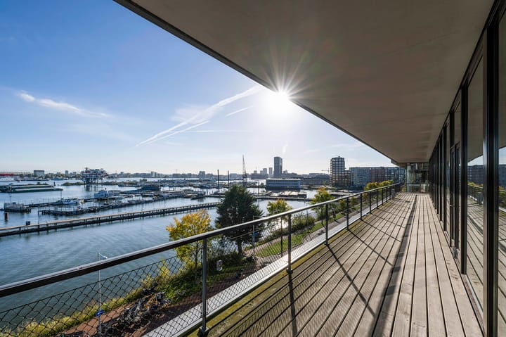 Danzigerkade 11-B, Amsterdam