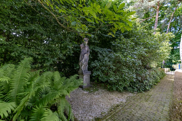 Photo 37 of Halderheiweg 7