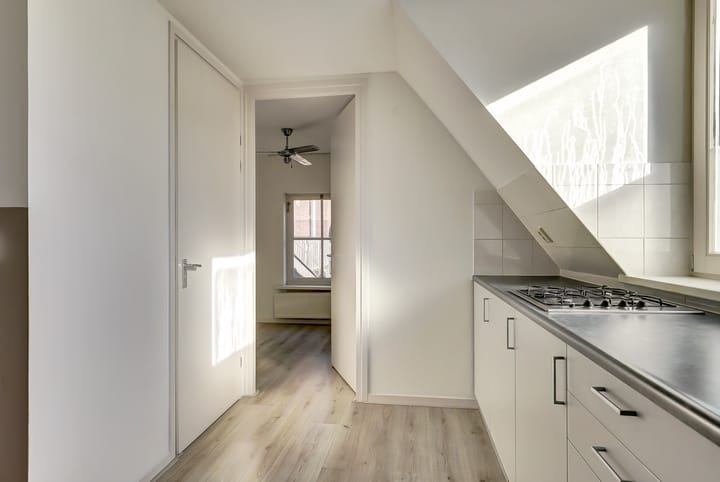 Foto 9 van Zuiderkerksteeg 10-B