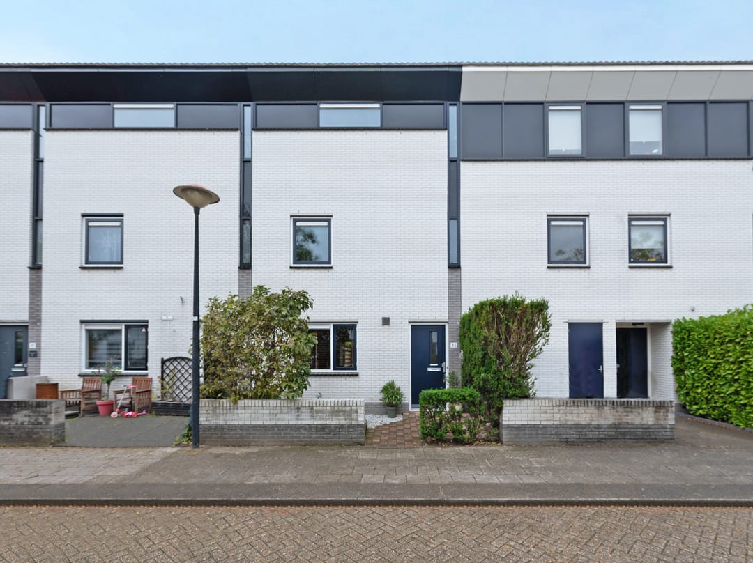 Foto 1 van De Vergulde Paarden 45