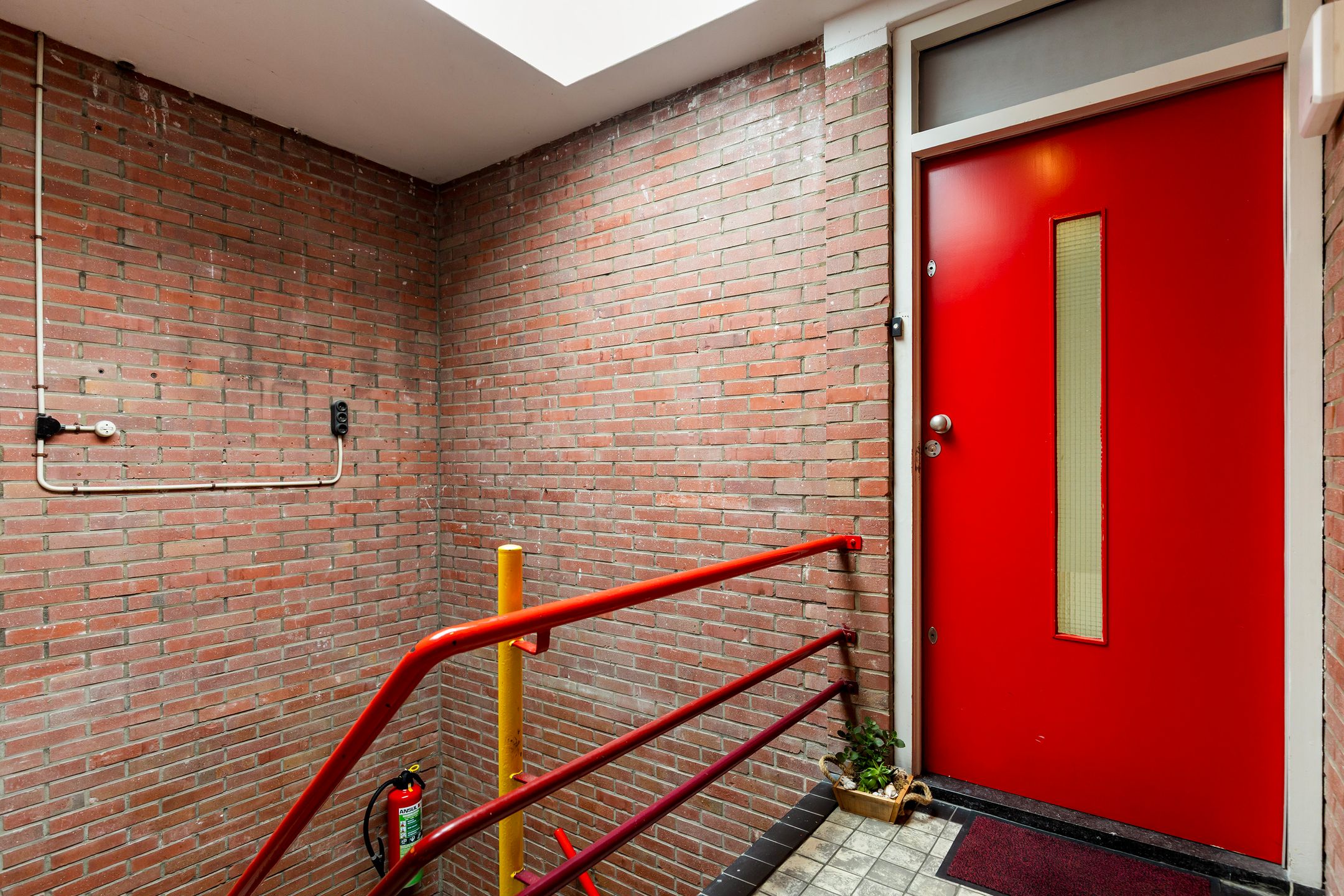 Foto 9 van Albardastraat 112