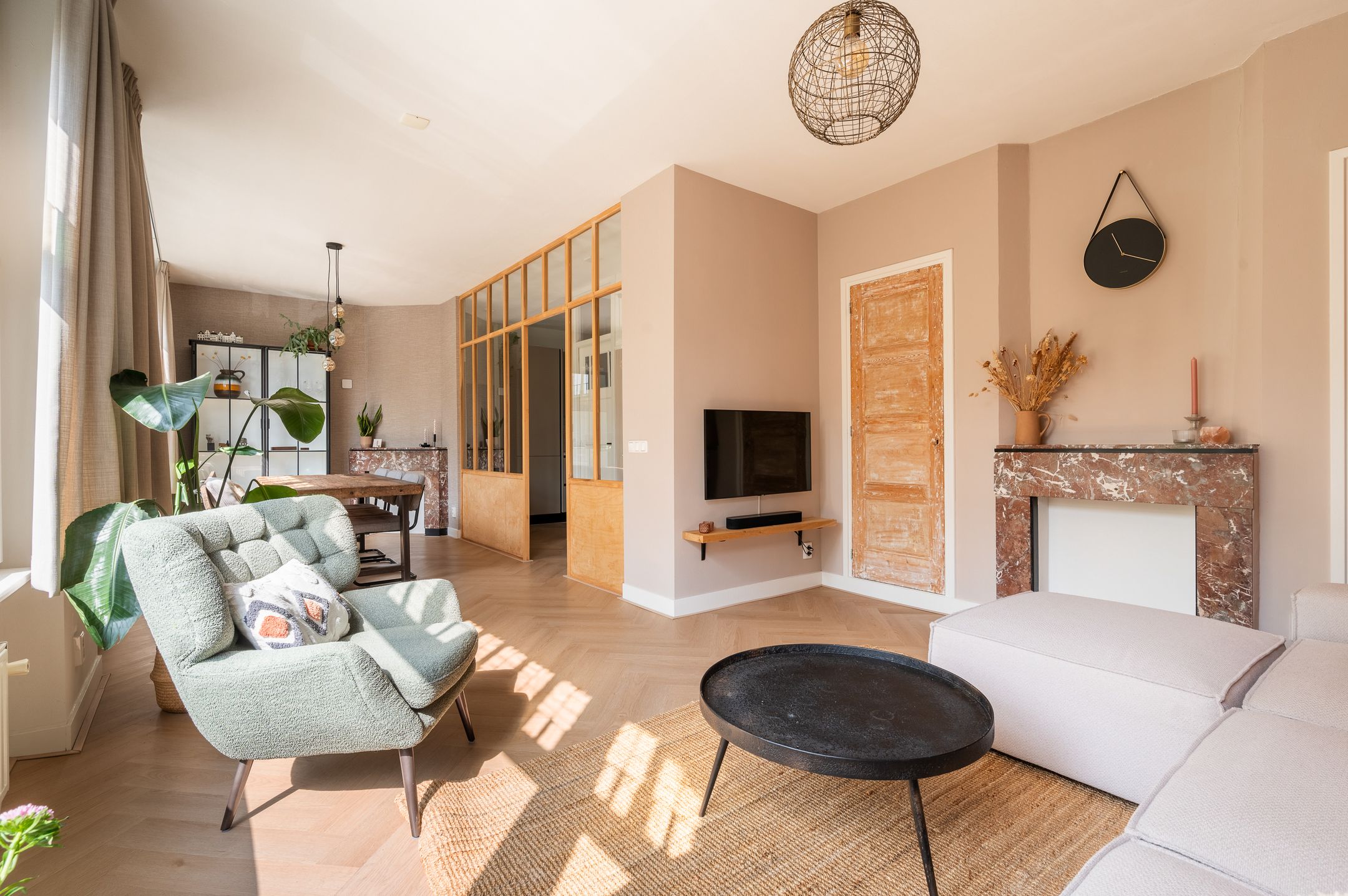 Foto 15 van Tak van Poortvlietstraat 29-B01