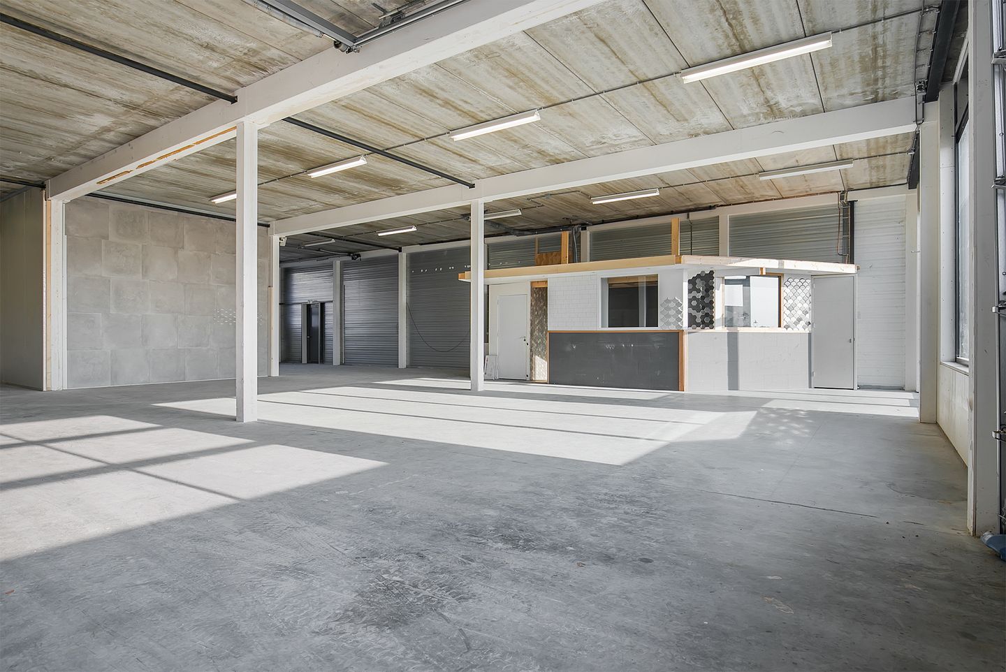 Bekijk foto 5 van Industrieweg 3-A