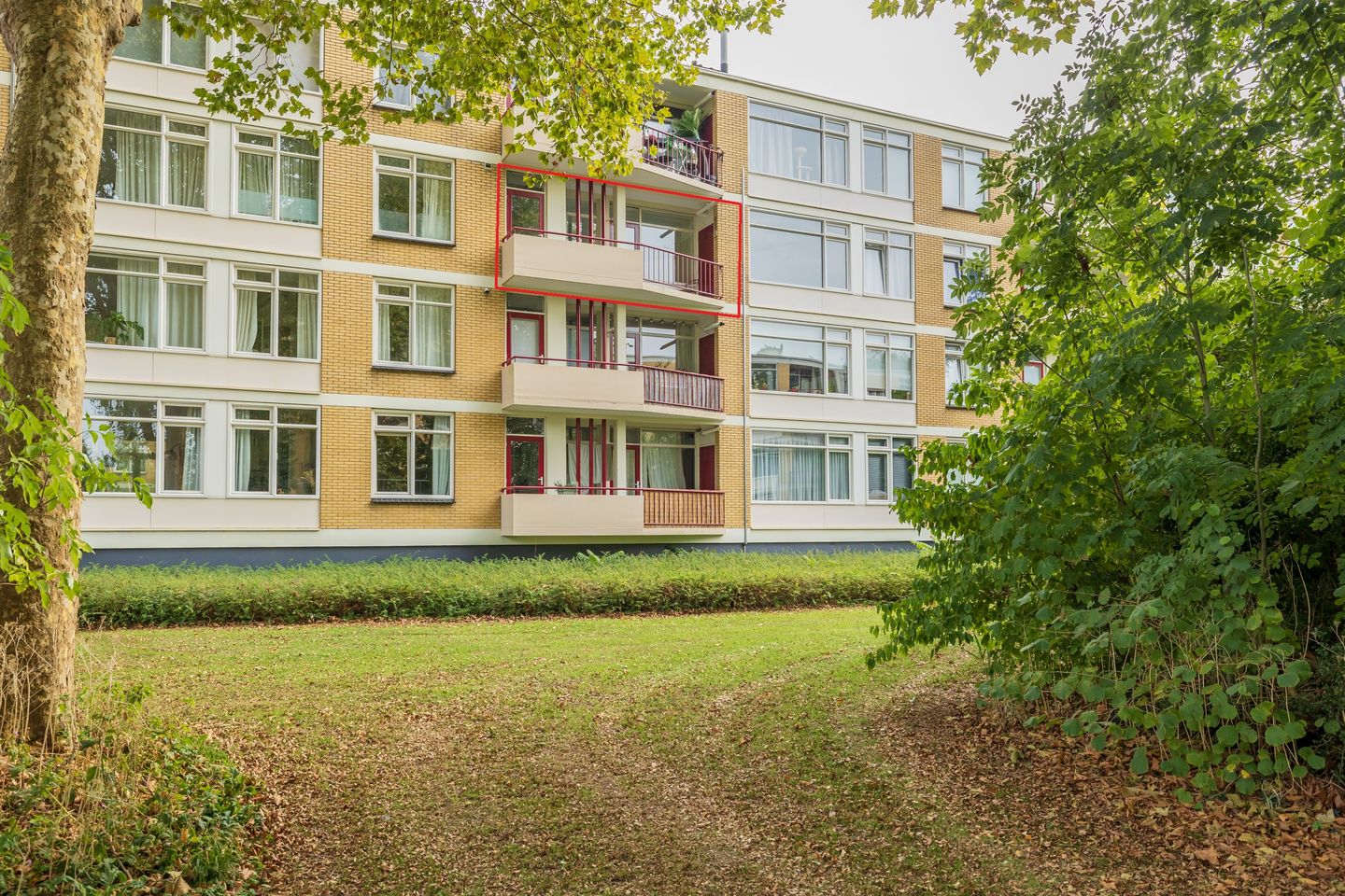 Foto 29 van M. Harpertszoon Tromplaan 158