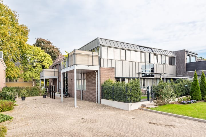 Foto 27 van Grotestraat 33-E