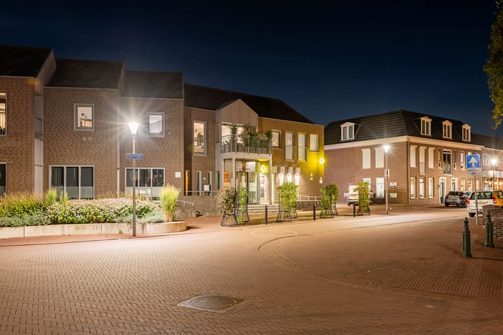 Foto 34 van Grotestraat 33-E