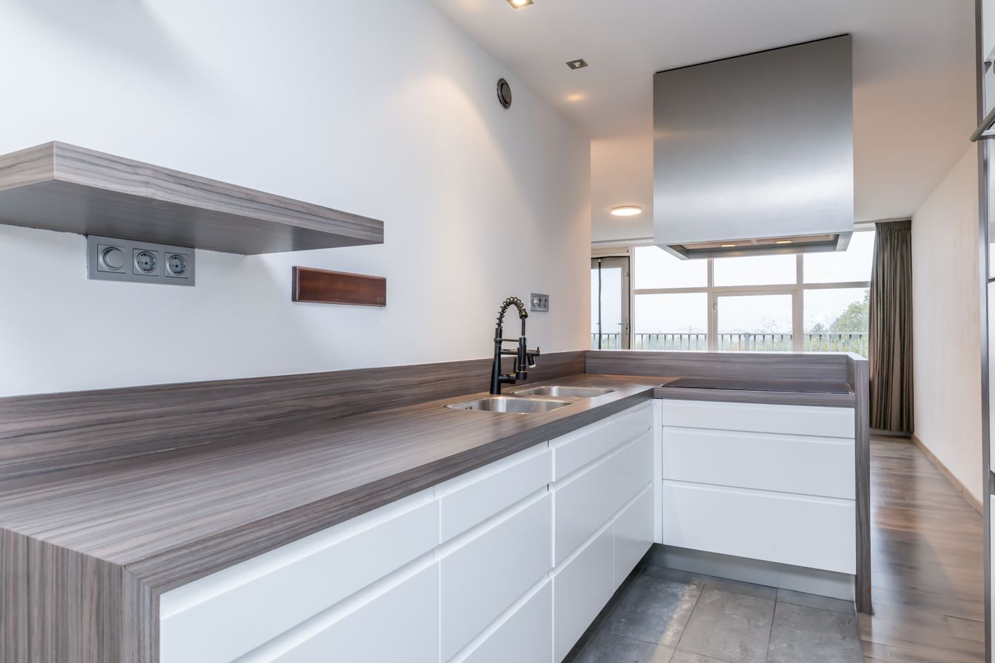 Foto 10 van Zeswegenlaan 265