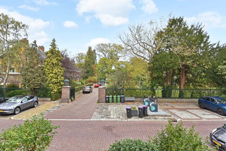 Photo 33 of Laan van Altena 37