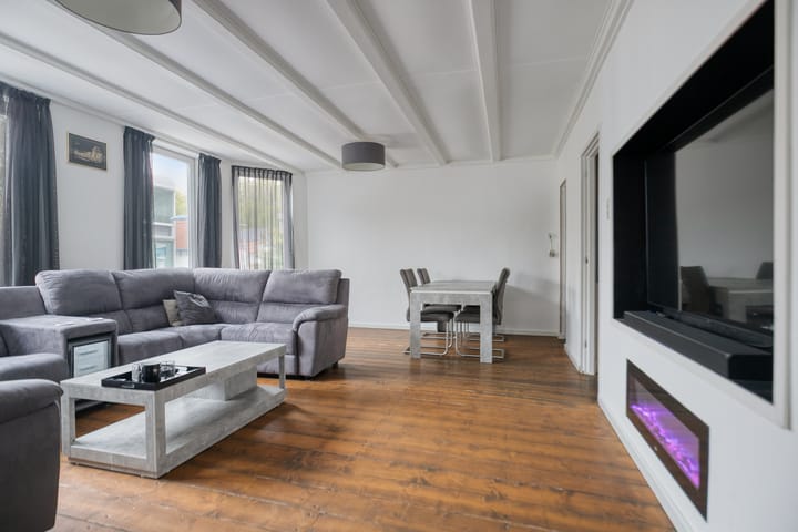 Photo 4 of Axelsestraat 3