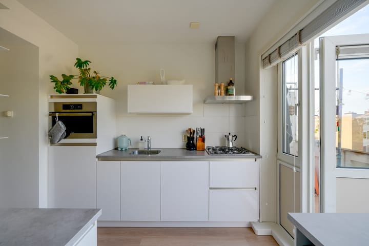 Photo 2 of Adenauerlaan 19