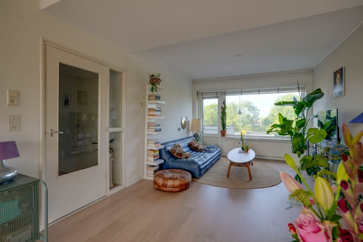 Photo 13 of Adenauerlaan 19