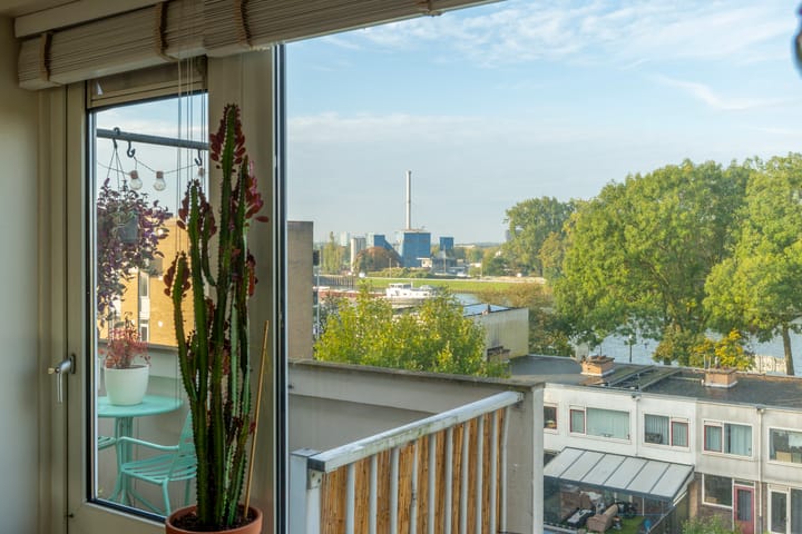 Photo 16 of Adenauerlaan 19