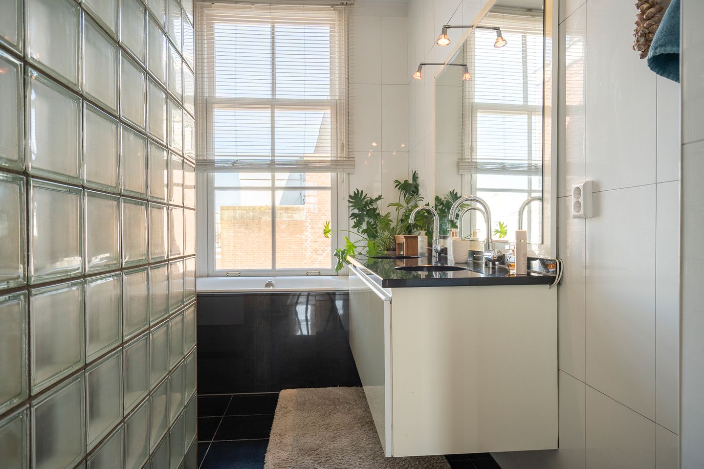 Foto 29 van Groot Hertoginnelaan 276