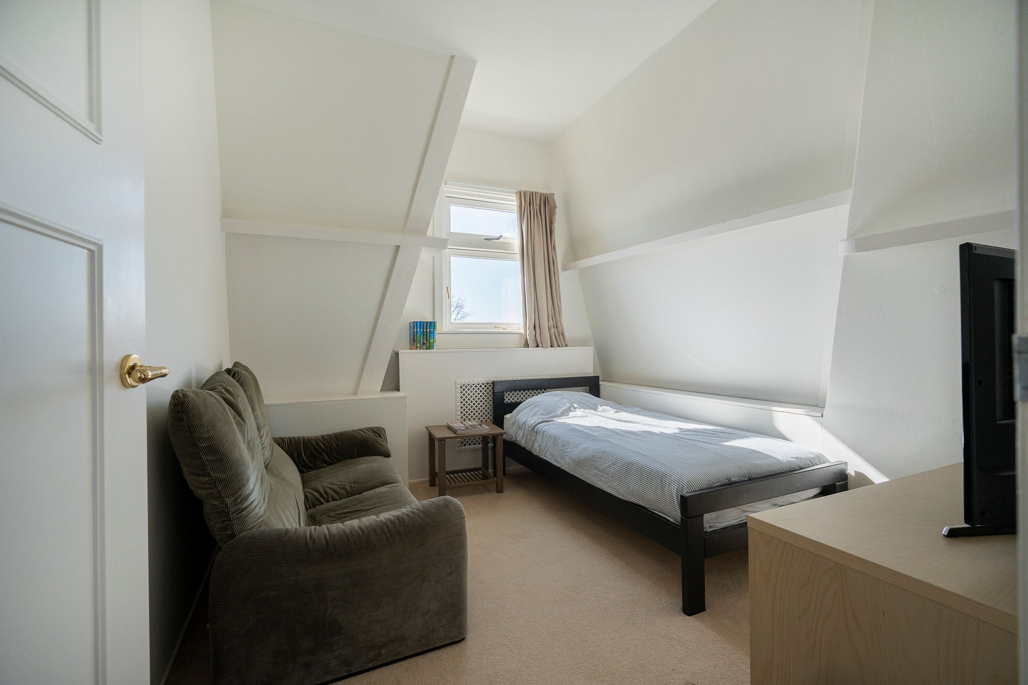 Foto 36 van Groot Hertoginnelaan 276