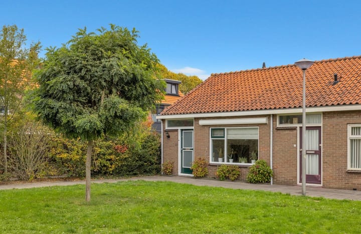 Photo 1 of J J P Tichlerlaan 6