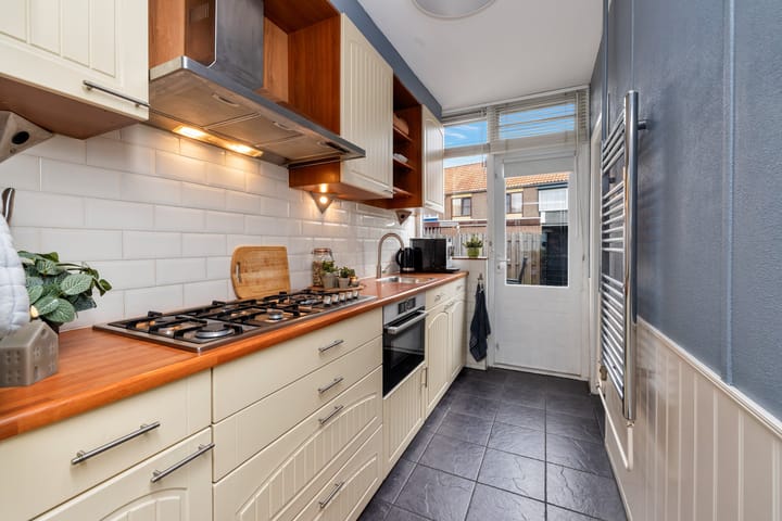 Foto 3 van J J P Tichlerlaan 6