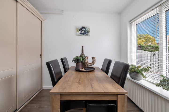 Photo 9 of J J P Tichlerlaan 6