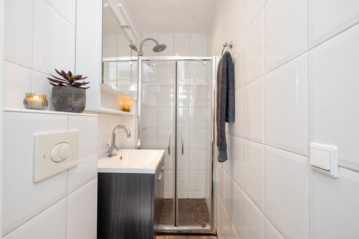 Photo 13 of J J P Tichlerlaan 6