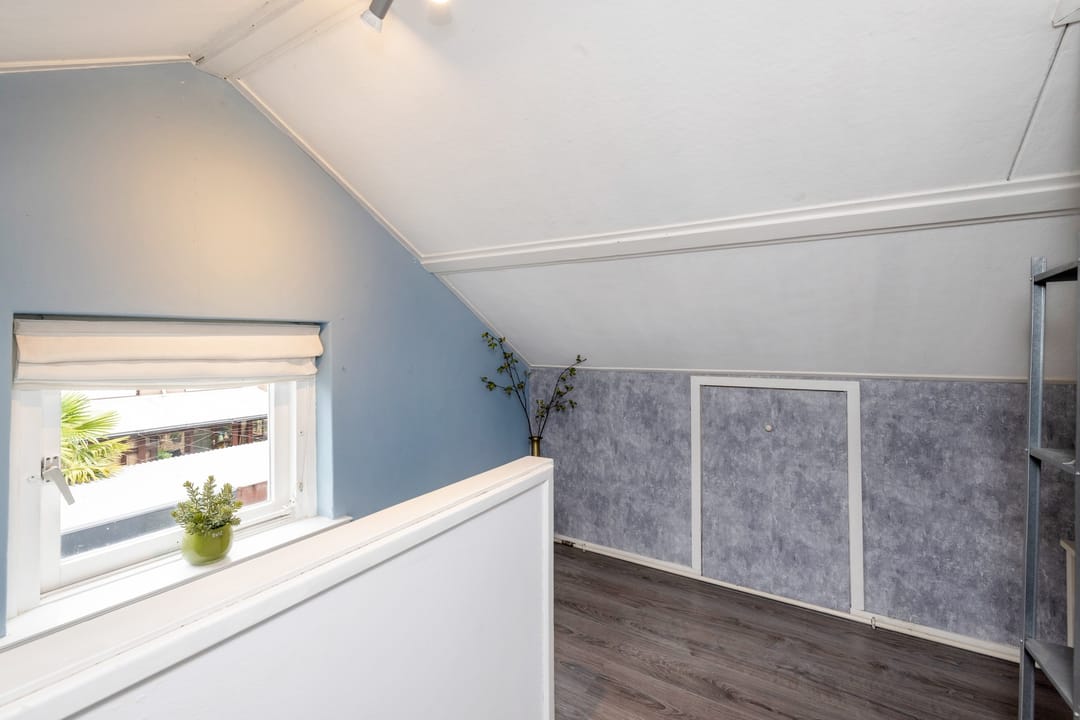 Foto 16 van J J P Tichlerlaan 6