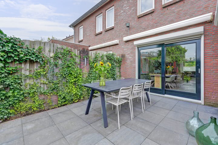 Foto 55 van Wederiksingel 12