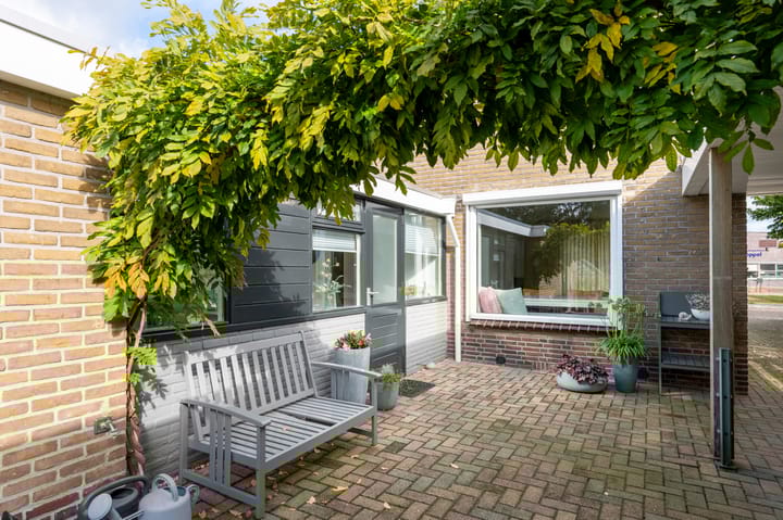 Photo 33 of Gedempte Achterdiep 8