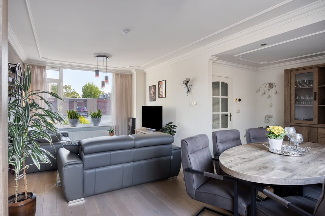 Photo 2 of Multatulilaan 11