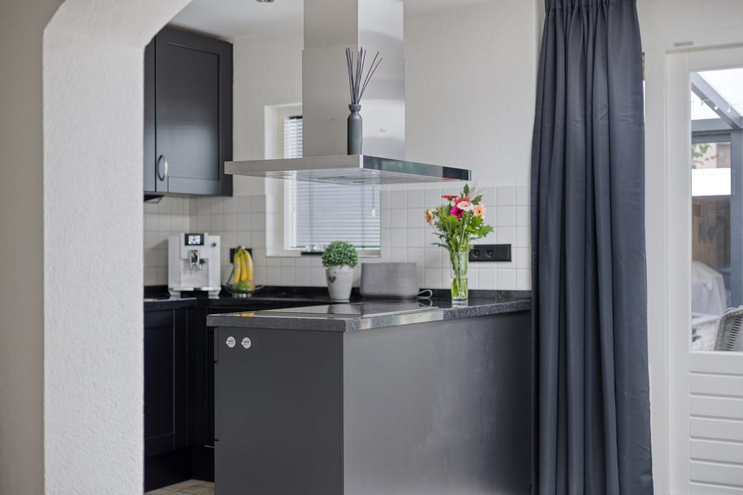 Photo 11 of Margriet 27