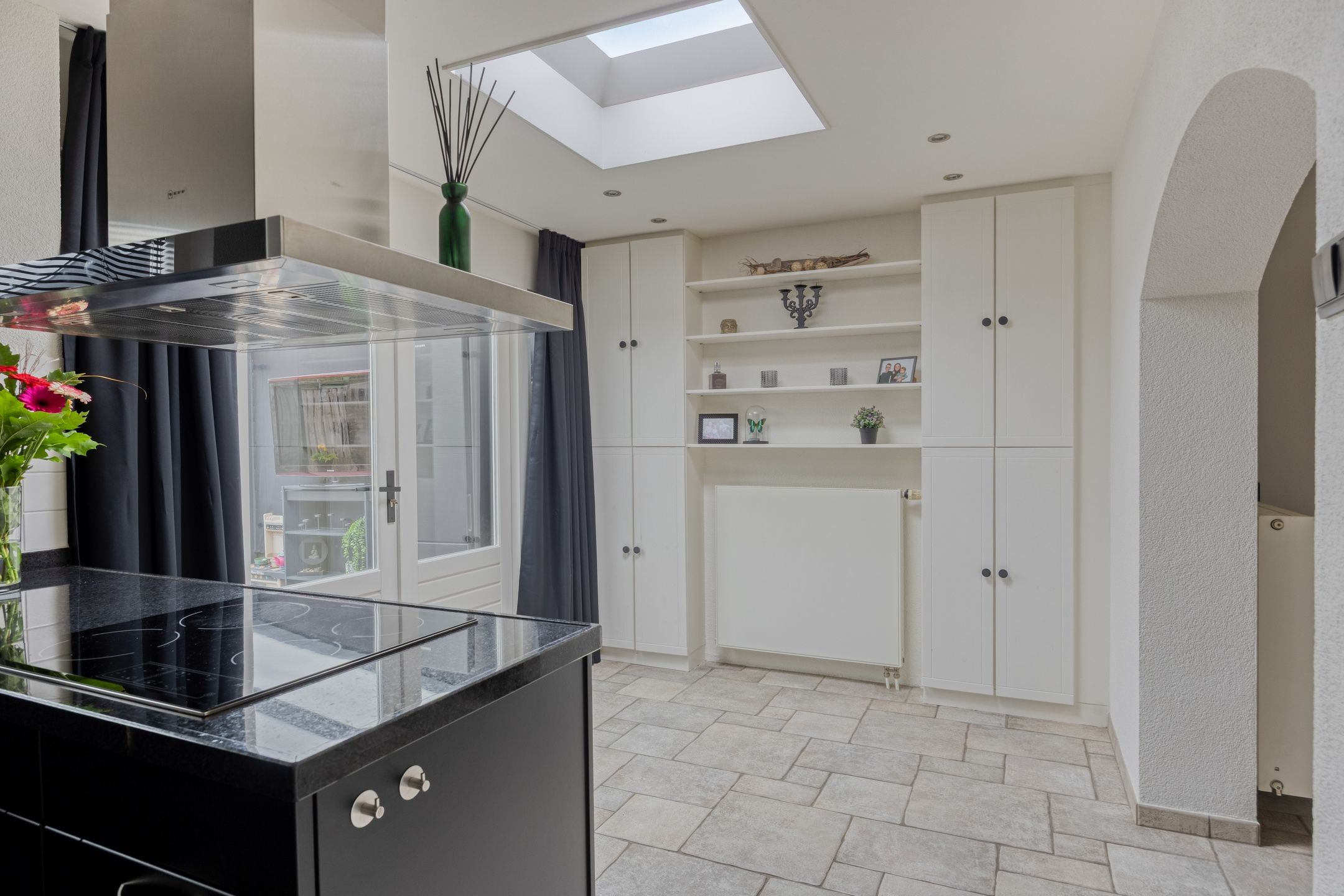 Photo 15 of Margriet 27