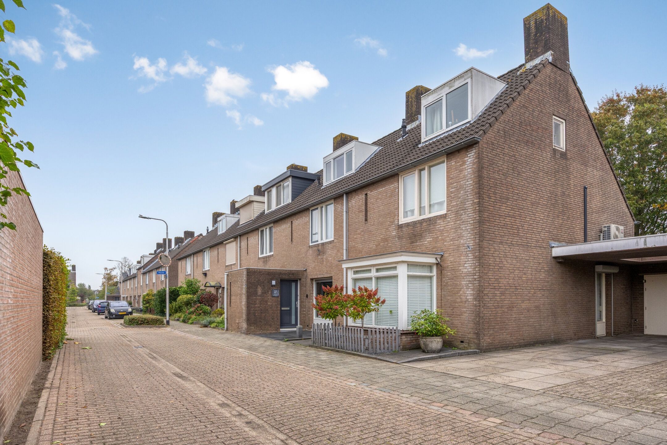 Photo 36 of Margriet 27