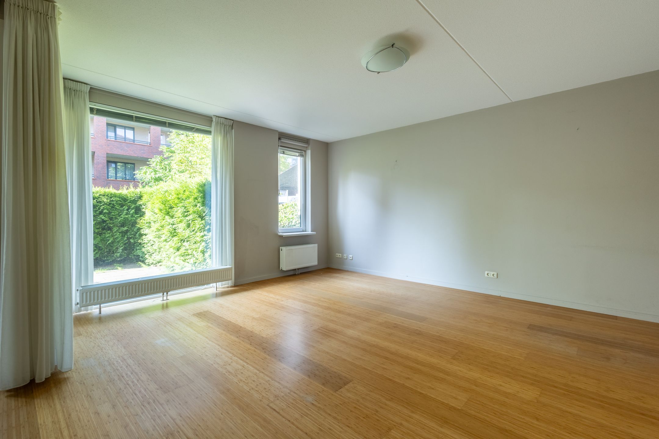 Foto 9 van S.L. Louwesstraat 54