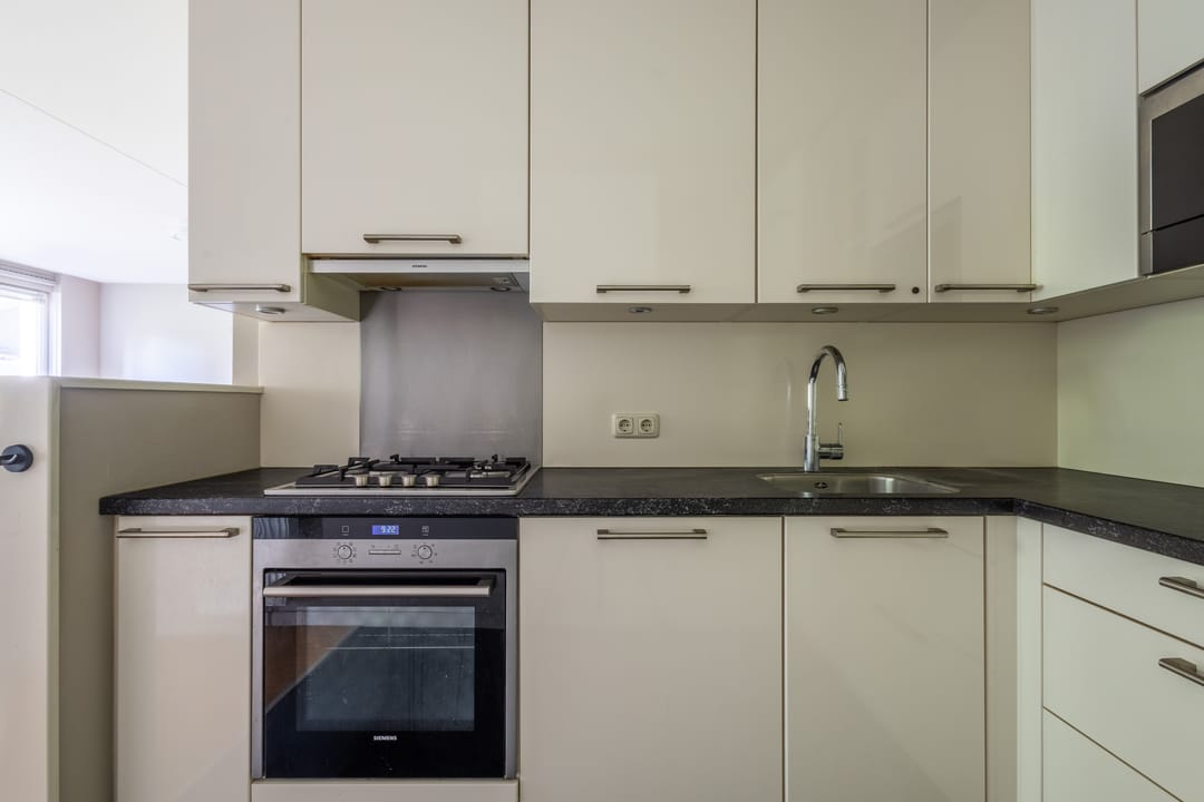 Foto 13 van S.L. Louwesstraat 54