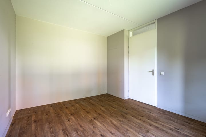 Foto 16 van S.L. Louwesstraat 54