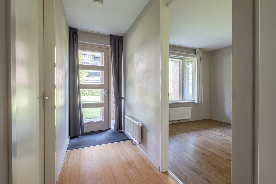 Foto 22 van S.L. Louwesstraat 54