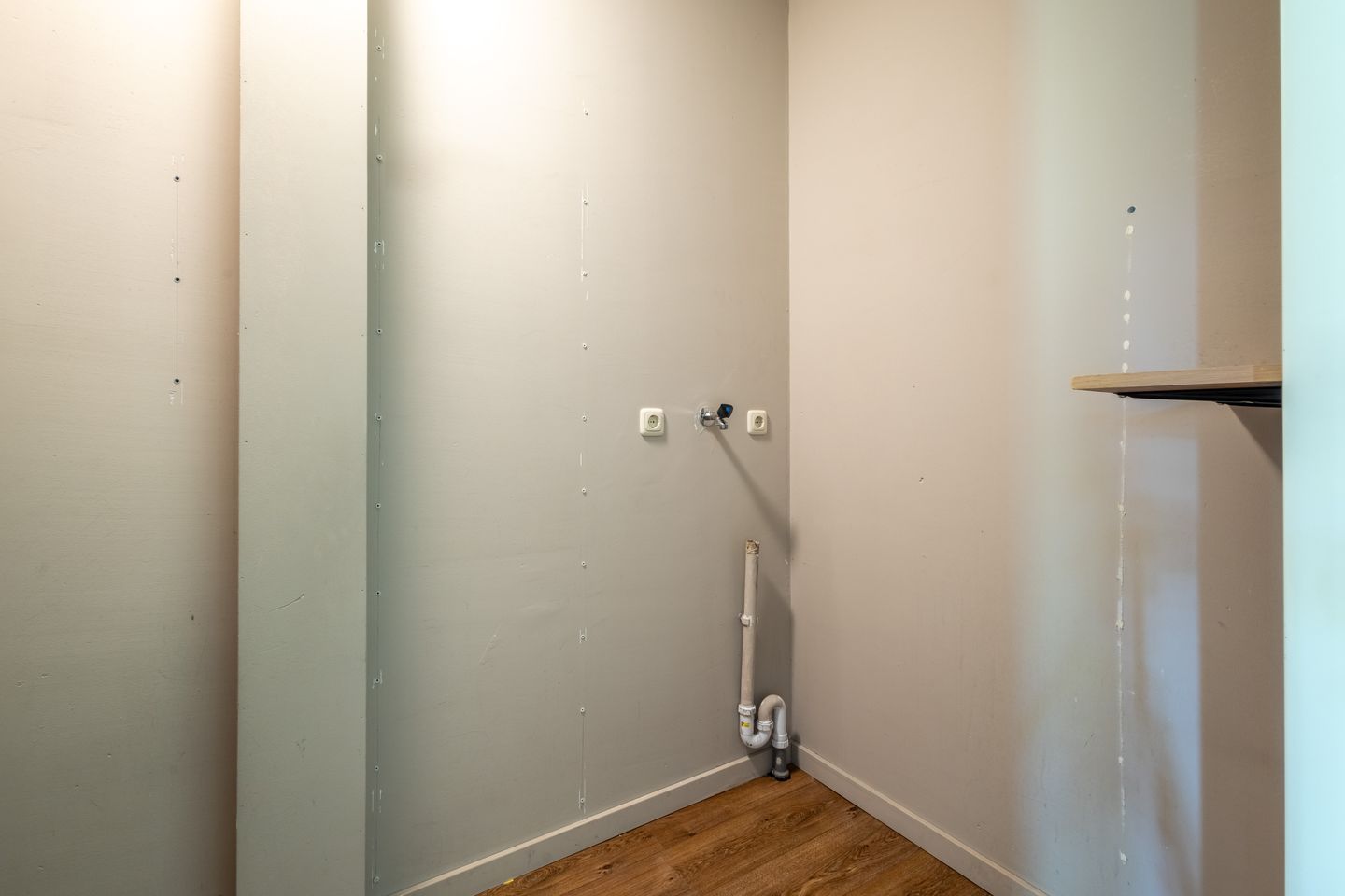 Foto 25 van S.L. Louwesstraat 54