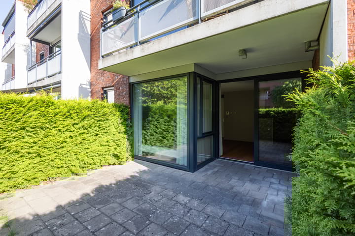 Foto 30 van S.L. Louwesstraat 54