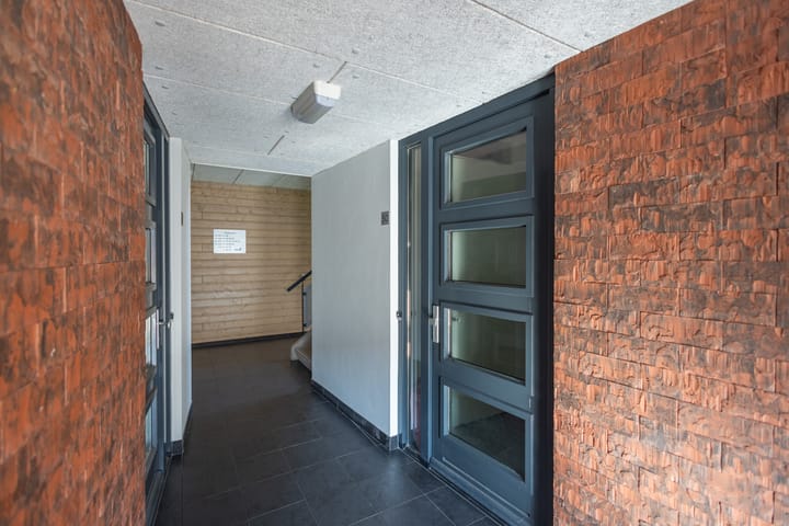 Foto 31 van S.L. Louwesstraat 54