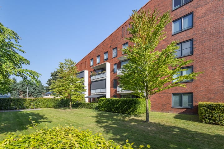 Foto 36 van S.L. Louwesstraat 54