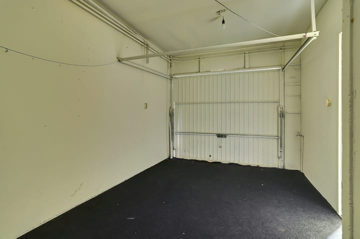 Foto 27 van Titaniastraat 10