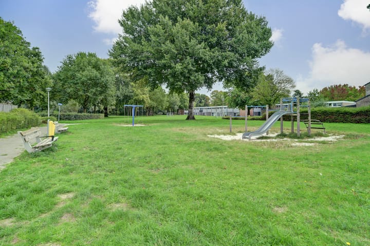 Foto 35 van Titaniastraat 10