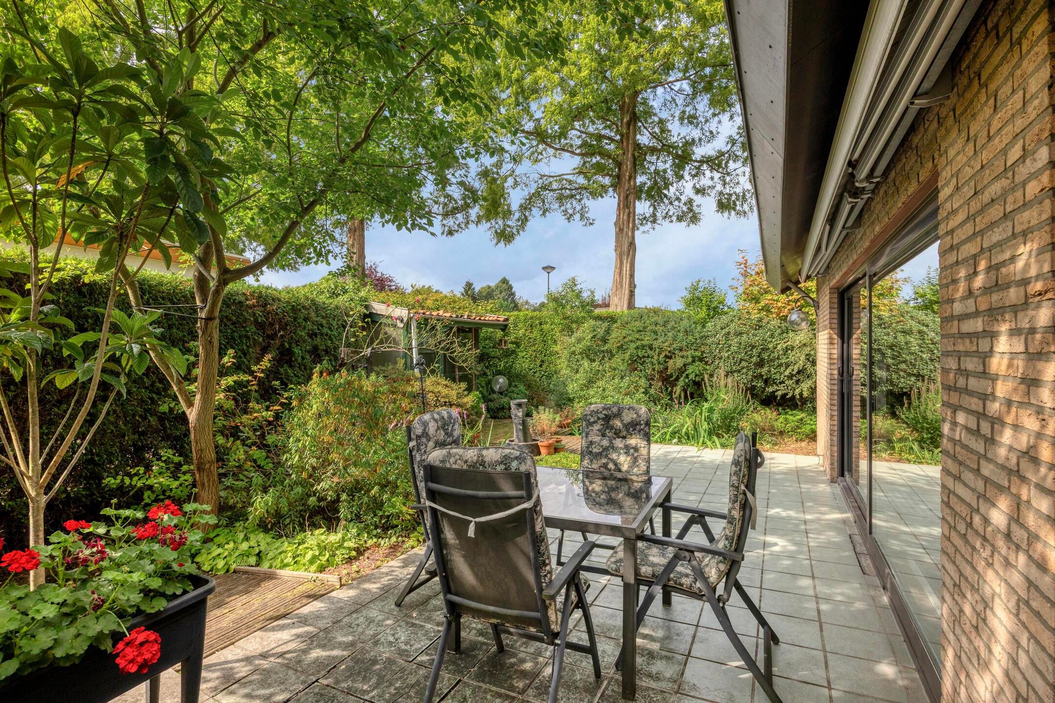 Foto 18 van Prof. Zeemanstraat 3