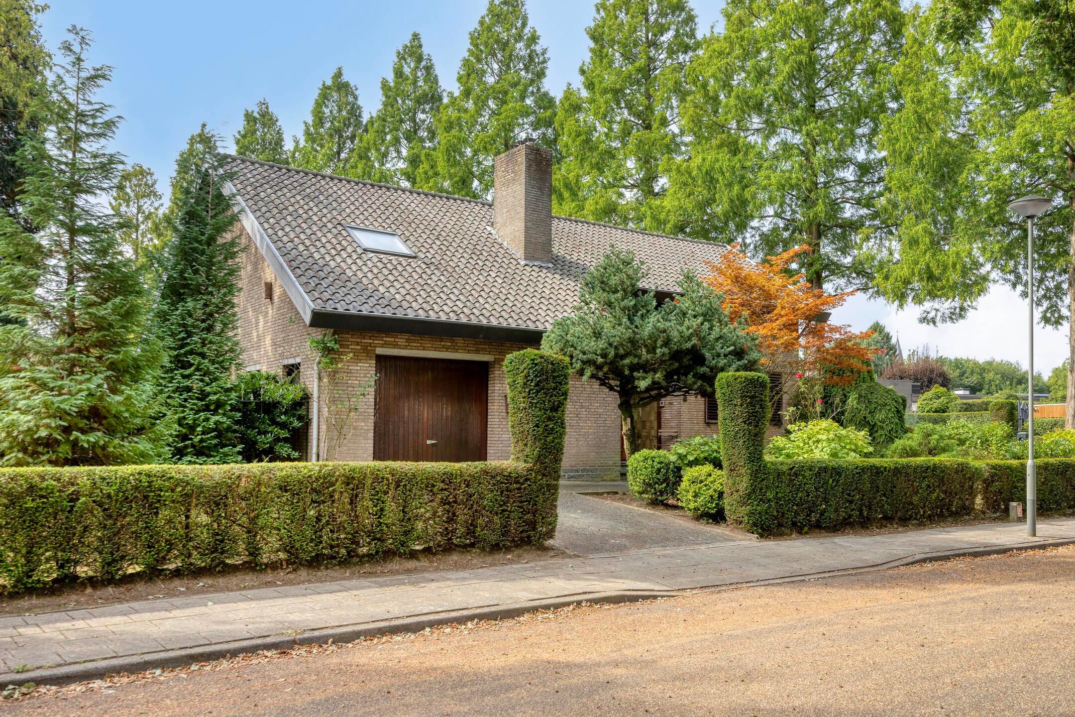 Foto 42 van Prof. Zeemanstraat 3