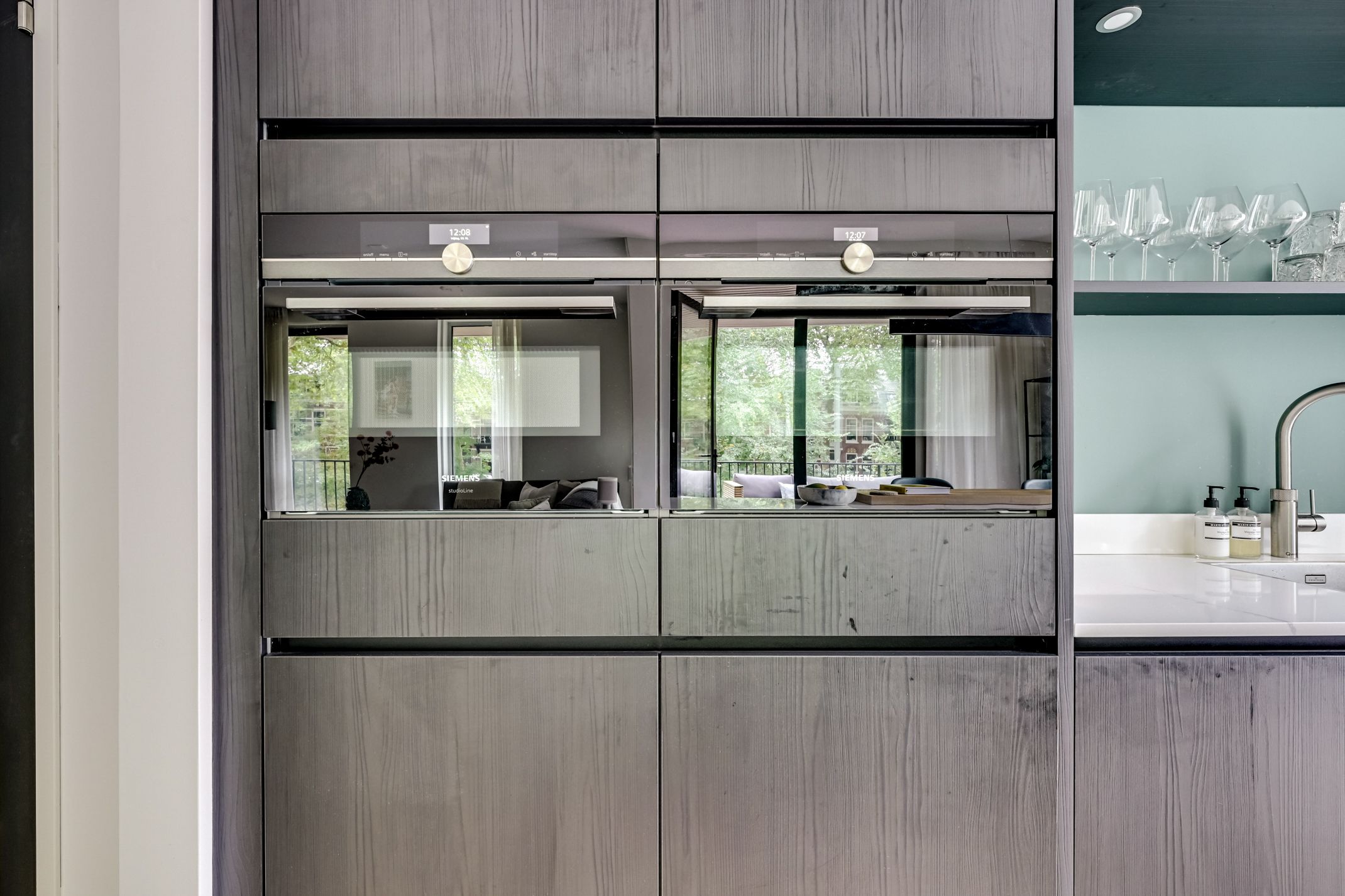 Foto 18 van F.C. Dondersstraat 145