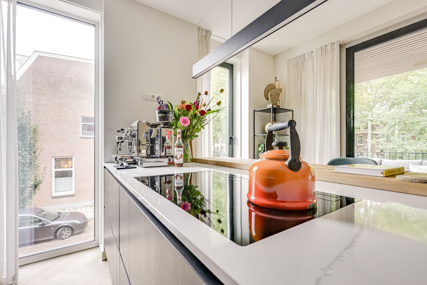 Foto 20 van F.C. Dondersstraat 145