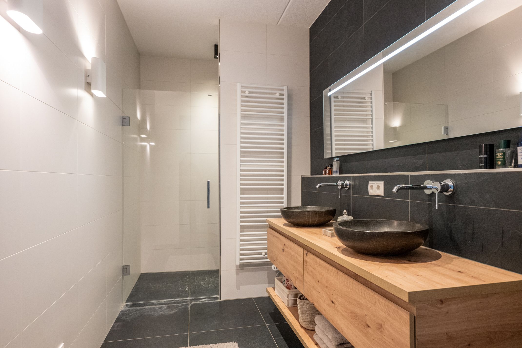 Foto 30 van F.C. Dondersstraat 145